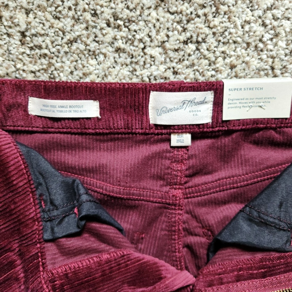 Universal Thread Ankle Bootcut Corduroy Pants size 00 Burgundy Stretch New NWT - Picture 6 of 8